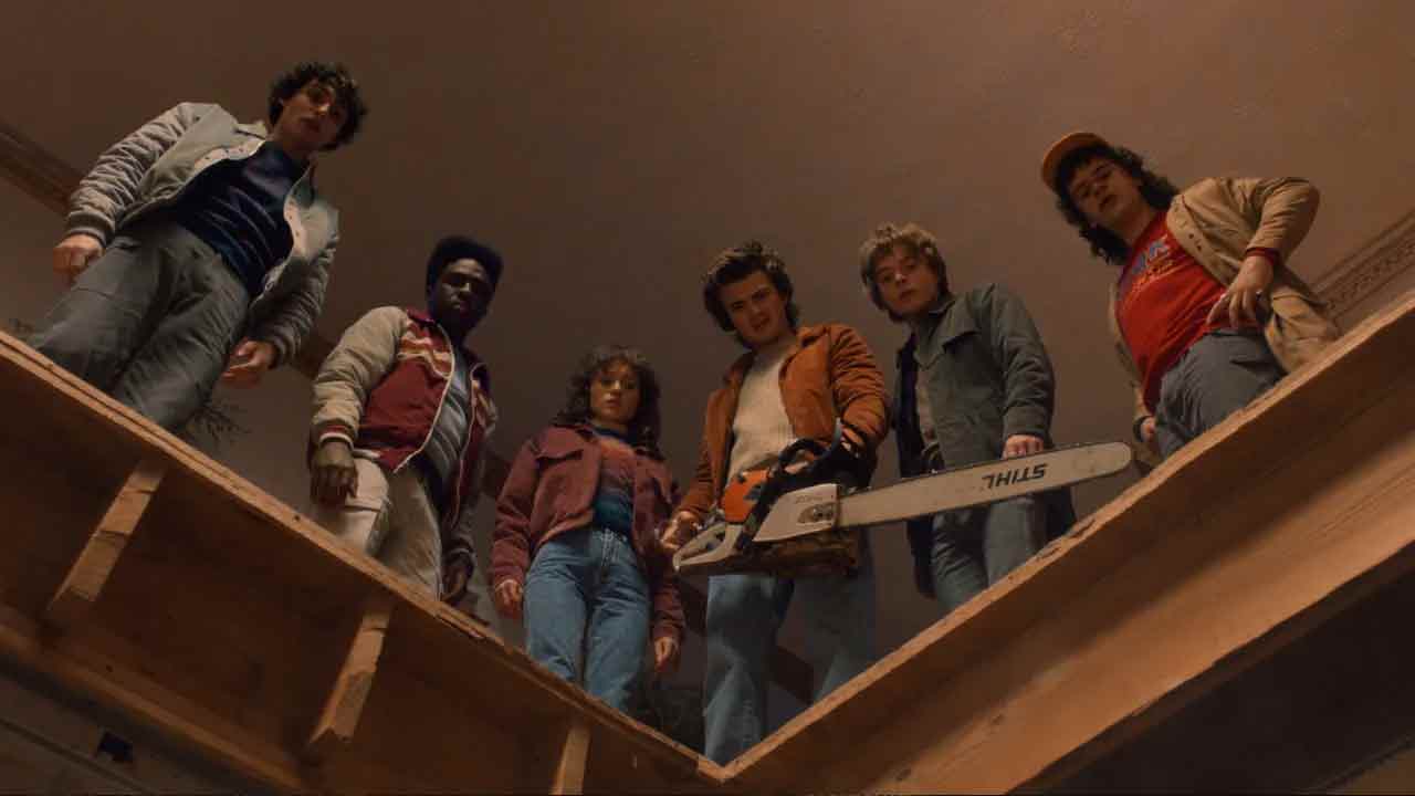 rb289 The gang prepares for their final battle in the first trailer for Stranger Things Season 5.