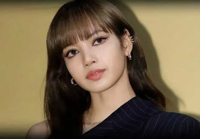 ลิซ่า ลลิษา มโนบาล